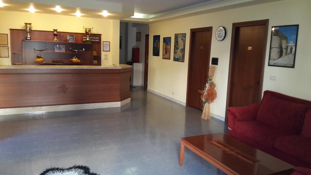 Albergo Boccaccio Villa San Giovanni Exterior foto